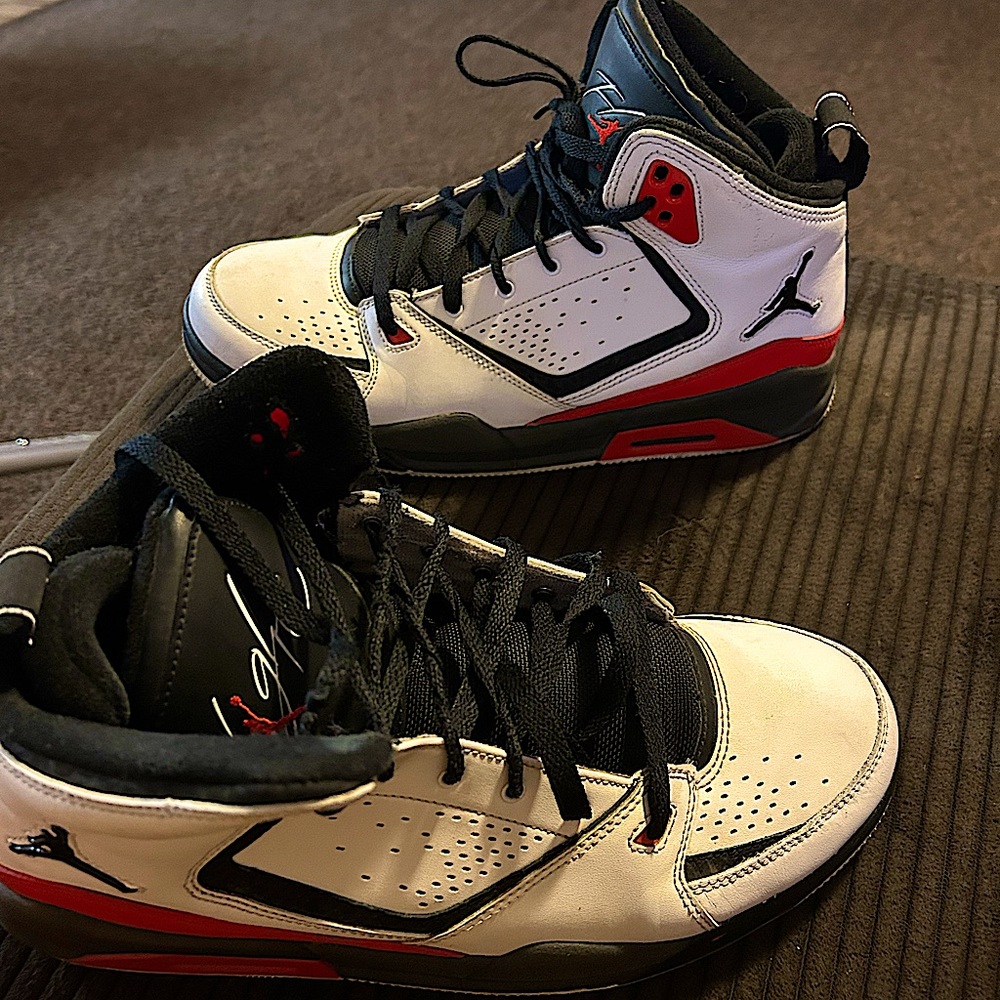 Nike Air Jordan Men's White and Black Sneakers